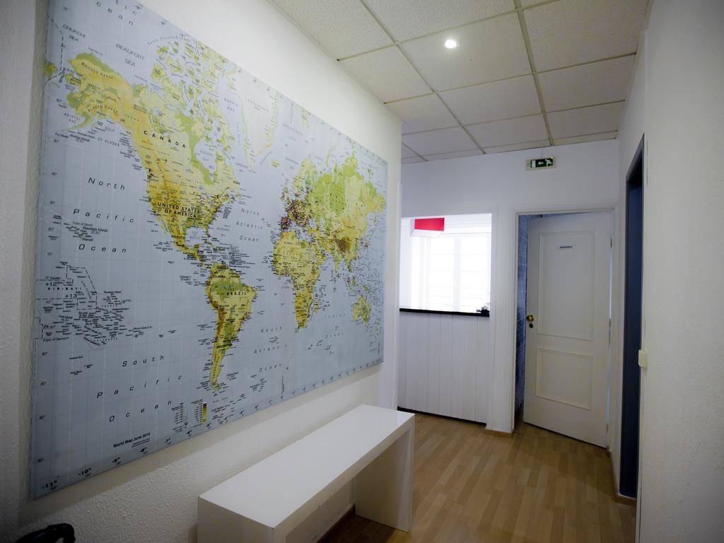 Peters Guesthouse Aveiro Exterior photo
